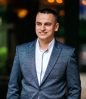 Vladimir Bam